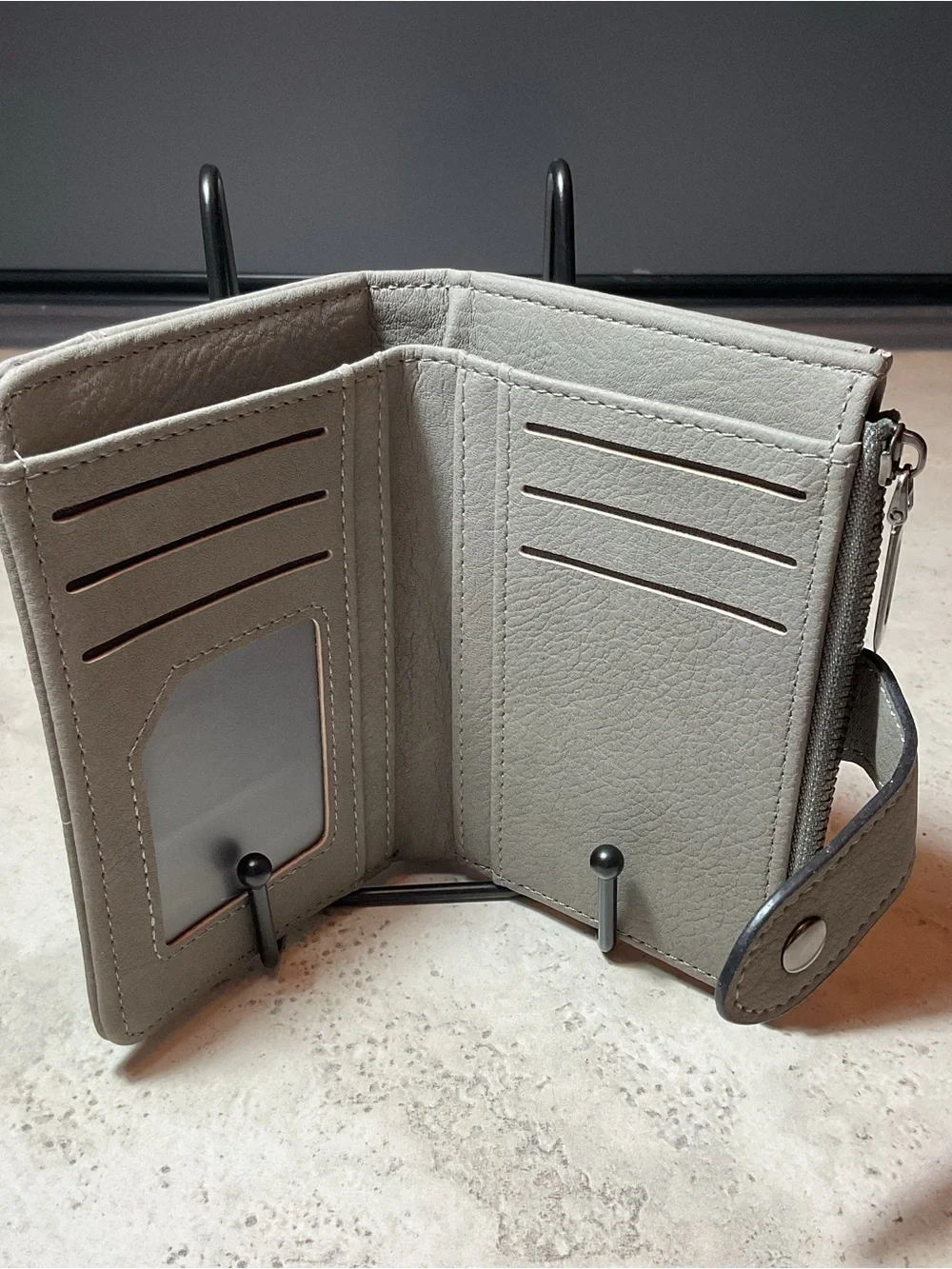 N/A compact gray