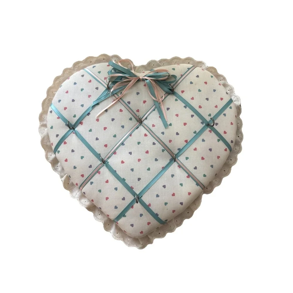 VTG Handmade Shabby Cottage Core Granny Heart Shaped Wall Hanging With Hooks 12