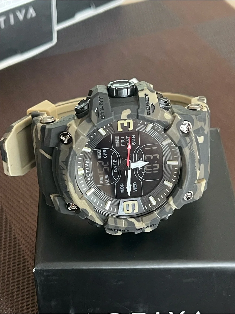 Activa Vulkor X Invicta Analog Digital Men's Watch - 53mm. Camouflage. Tan, new