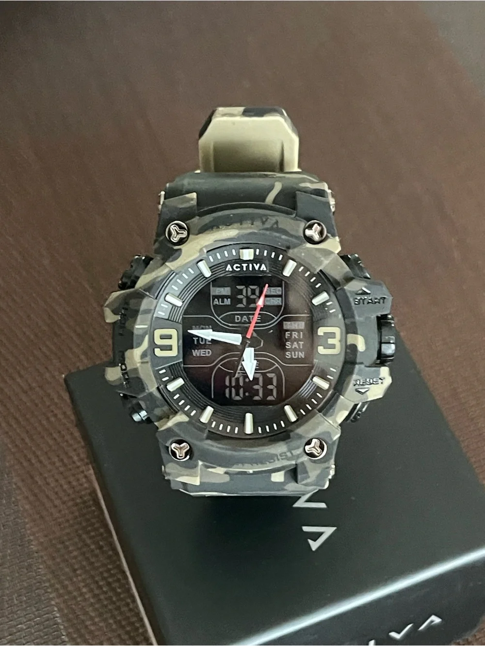 Activa Vulkor X Invicta Analog Digital Men's Watch - 53mm. Camouflage. Tan, new