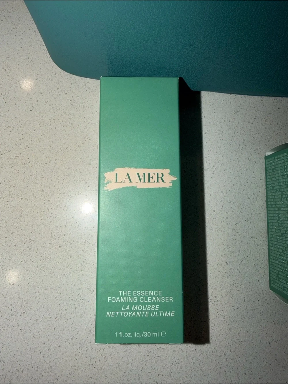 La Mer Deluxe Travel Skincare Set Essence Foaming Cleanser Treatment Lotion Bag